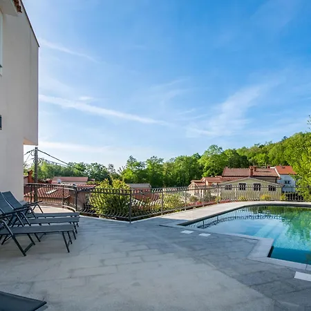 Mihaela By Interhome Case de vacanță