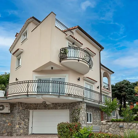 Mihaela By Interhome Matulji