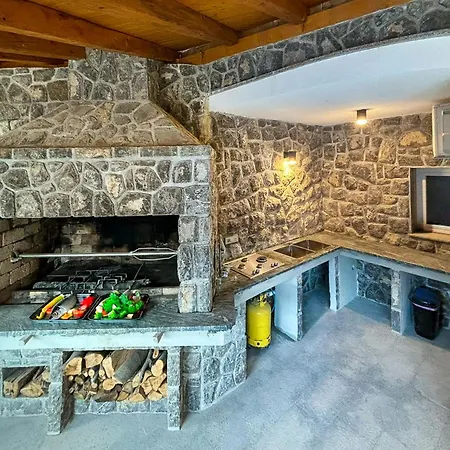 Mihaela By Interhome Case de vacanță Matulji