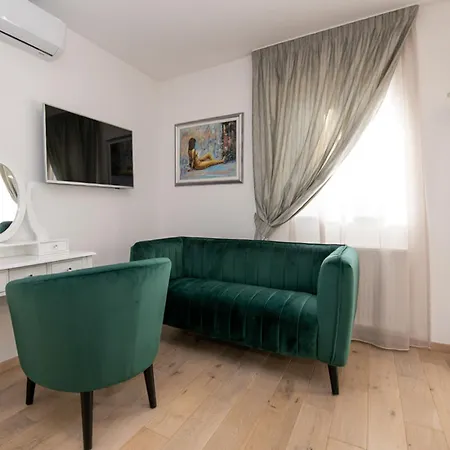 Mihaela By Interhome Case de vacanță *