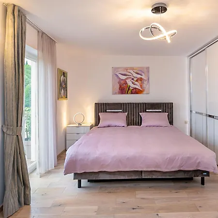 Mihaela By Interhome Case de vacanță *