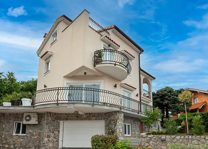 Mihaela By Interhome Matulji